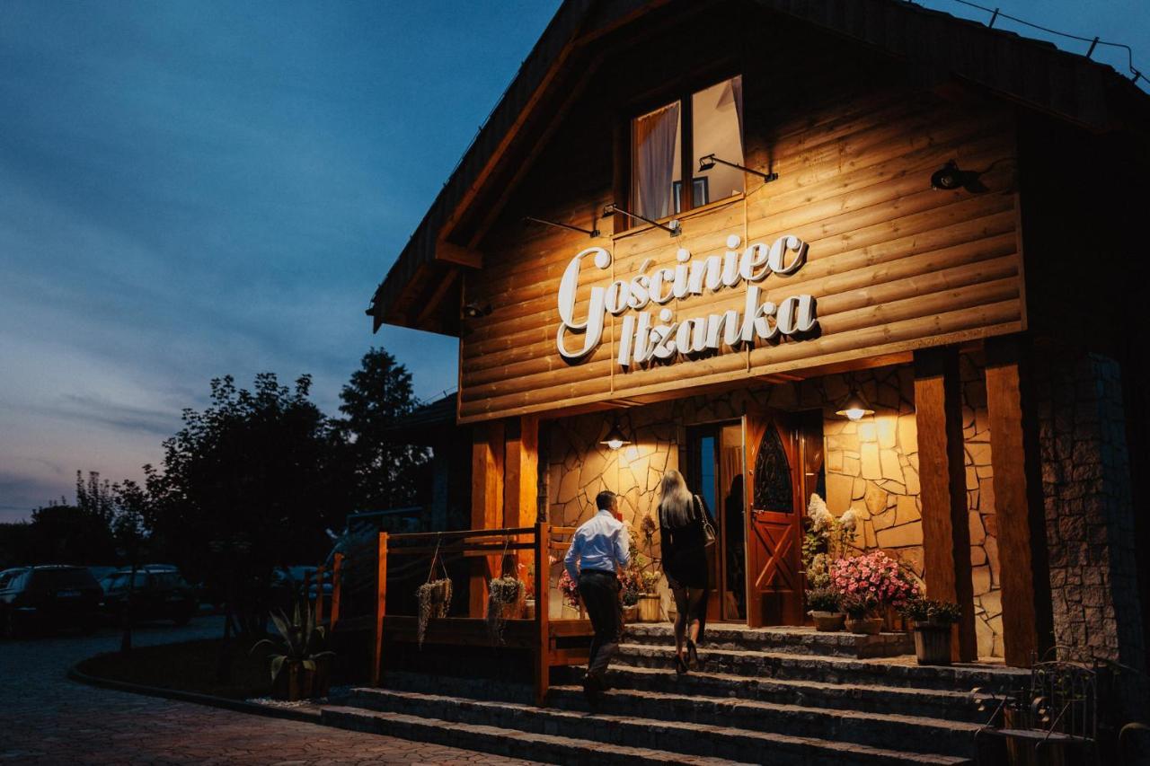 Gosciniec Ilzanka Acomodação com café da manhã Exterior foto